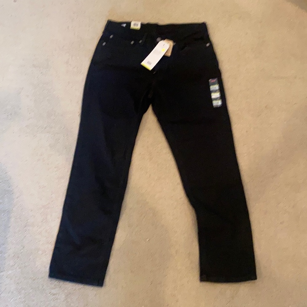 Levi’s black 541 athletic taper jeans